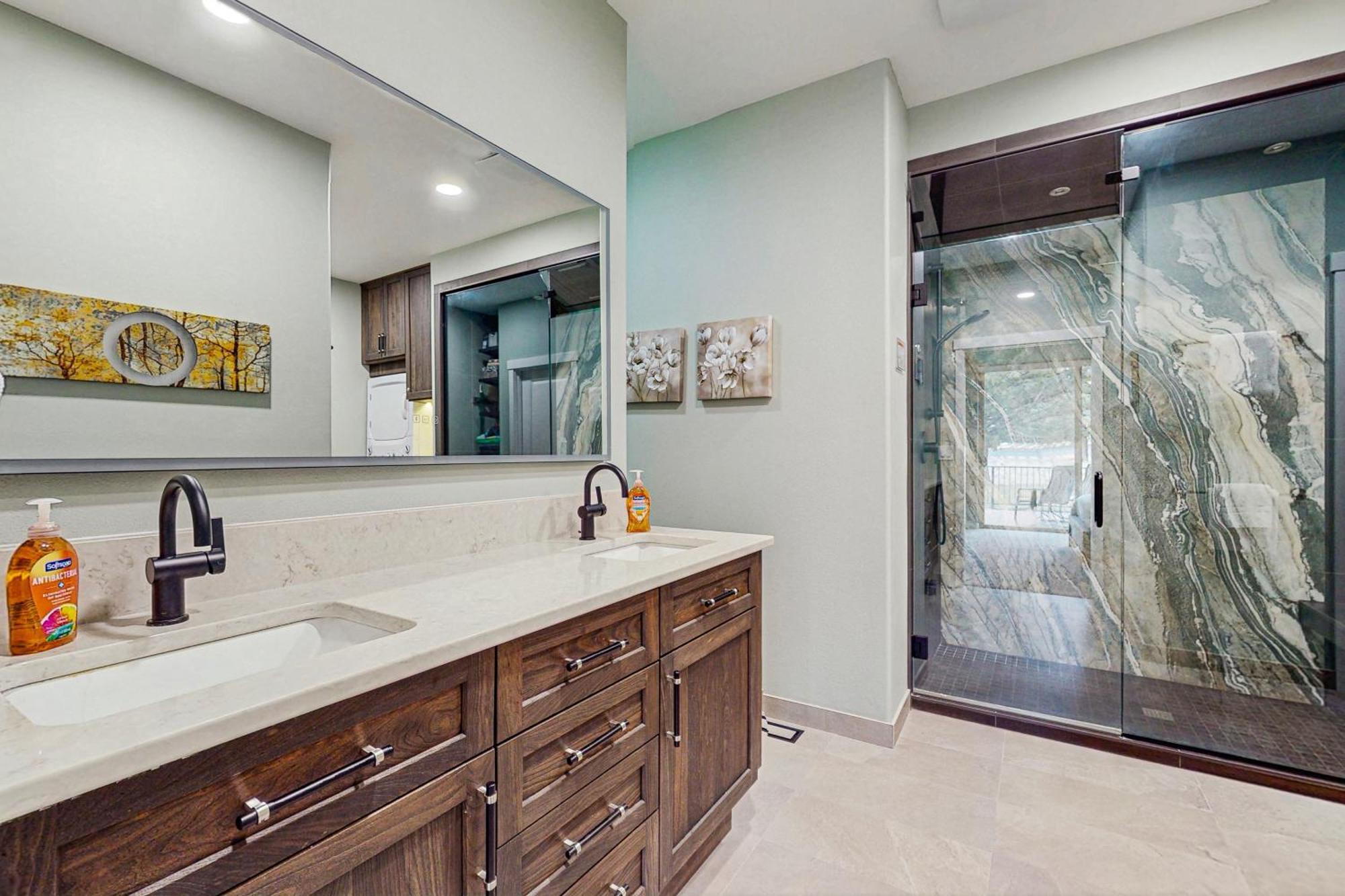 Eagle Crest Family Retreat Villa Redmond Bagian luar foto