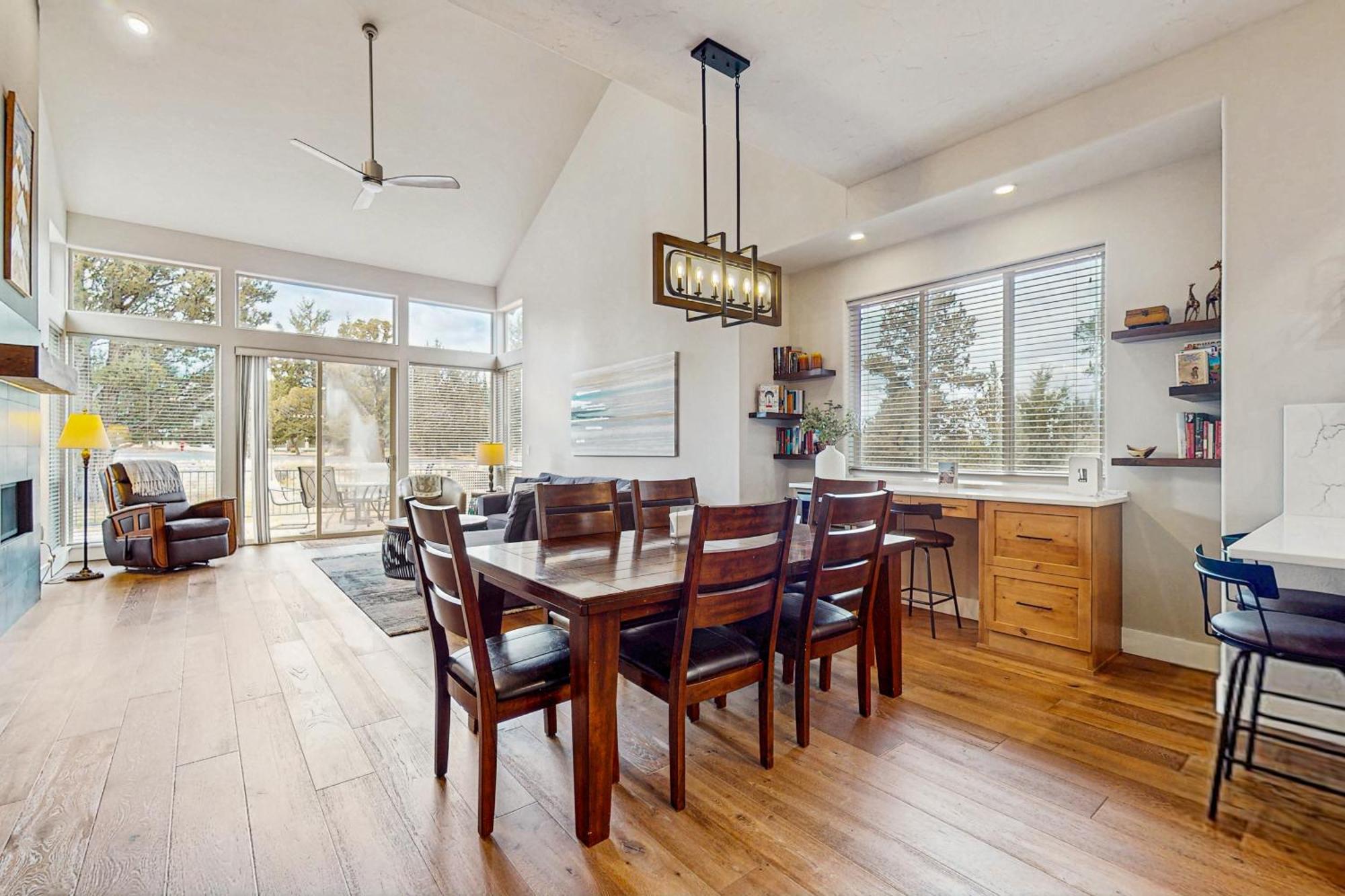 Eagle Crest Family Retreat Villa Redmond Bagian luar foto