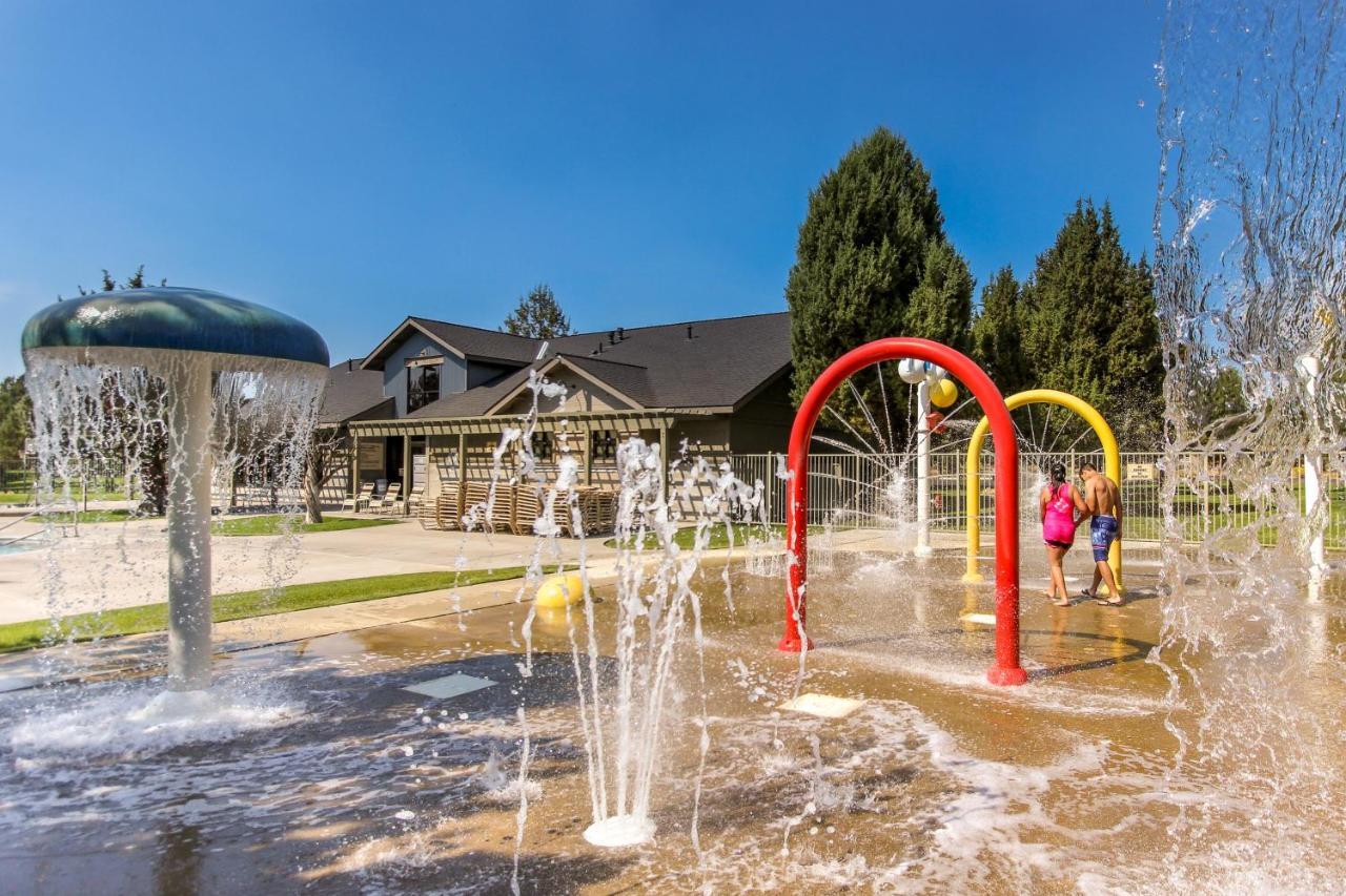 Eagle Crest Family Retreat Villa Redmond Bagian luar foto